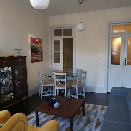 Baixa Apartment *